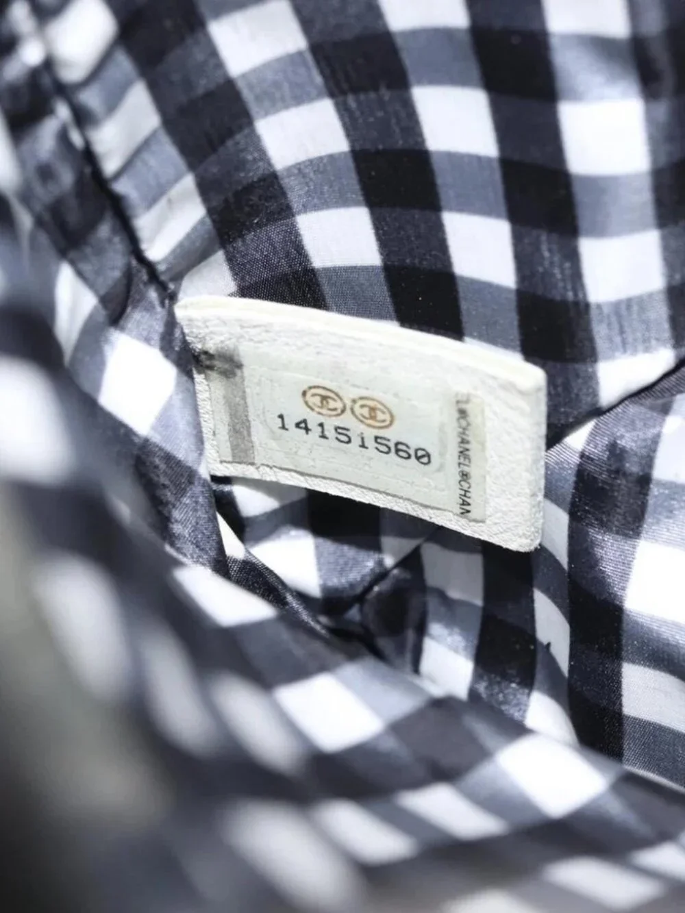 CHANEL Chain Shoulder Bag Patent leather Black Gold CC Auth bs29761